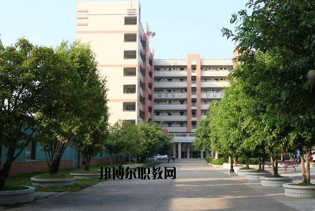 肇慶高要技工學(xué)校怎么樣、好不好