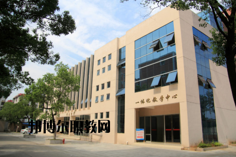 江西現(xiàn)代技師學院2020年有哪些專業(yè)