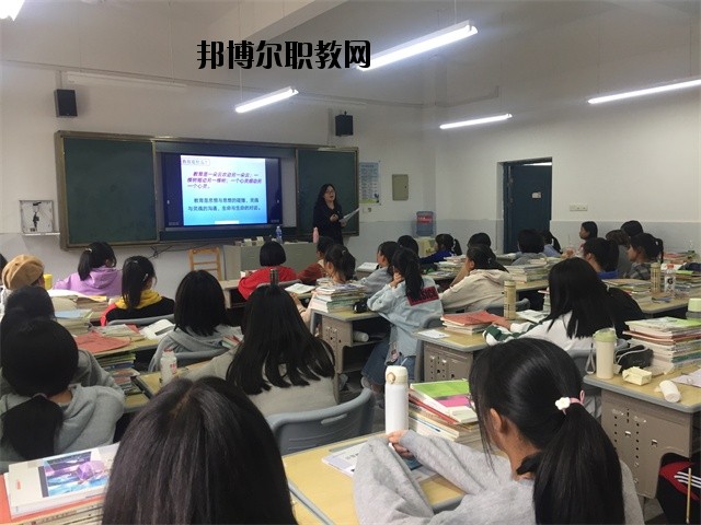 江西景德鎮(zhèn)機(jī)電工程學(xué)校2020年報(bào)名條件、招生要求、招生對(duì)象 