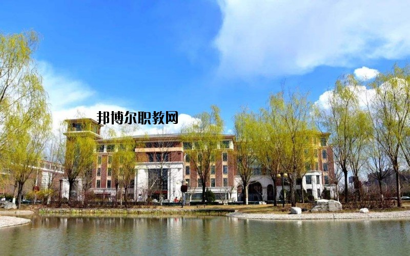 京山衛(wèi)生學(xué)校2020年報(bào)名條件、招生要求、招生對(duì)象