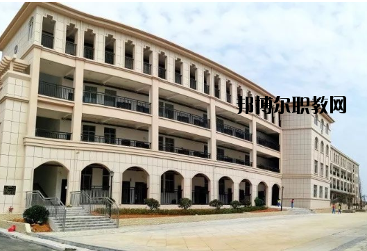 德安中等職業(yè)技術(shù)學(xué)校2020年報(bào)名條件、招生要求、招生對象