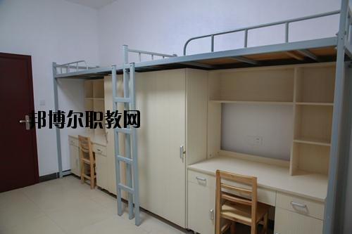 黃陵職業(yè)教育中心2020年宿舍條件