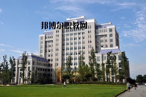 南充通信運(yùn)輸職業(yè)學(xué)校2020年報(bào)名條件、招生要求、招生對(duì)象