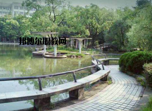 南昌經(jīng)濟管理學(xué)校2020年報名條件、招生要求、招生對象