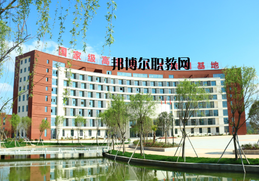 寧都技工學(xué)校2020年報(bào)名條件、招生要求、招生對(duì)象