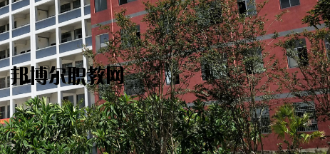玉林華港中等職業(yè)技術學校怎么樣、好不好