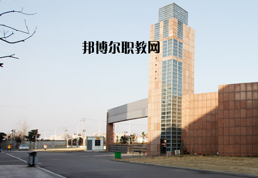 鳳臺(tái)職業(yè)教育中心2020年報(bào)名條件、招生要求、招生對(duì)象