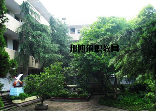 內江求是職業(yè)技術學校怎么樣、好不好