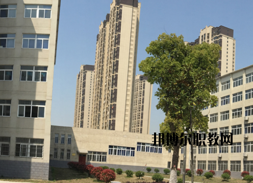 蕪湖財經(jīng)工業(yè)學校2020年報名條件、招生要求、招生對象