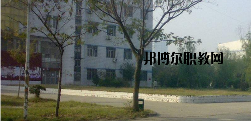 河南技工學(xué)校2021年報(bào)名條件、招生要求、招生對(duì)象