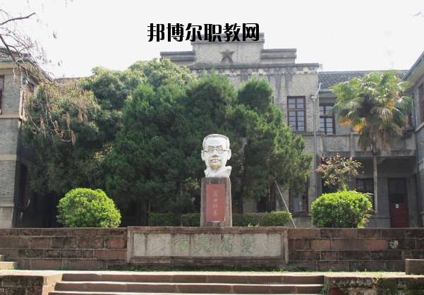 徽州師范學(xué)校怎么樣、好不好