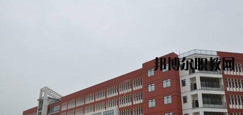 桂東衛(wèi)生學(xué)校2020年報名條件、招生要求、招生對象 