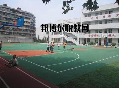 成都武侯高新職業(yè)技術(shù)學校怎么樣、好不好