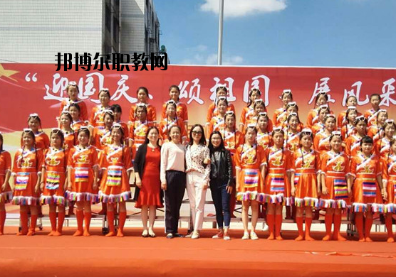 阜陽(yáng)現(xiàn)代職業(yè)教育學(xué)校2020年招生辦聯(lián)系電話(huà)