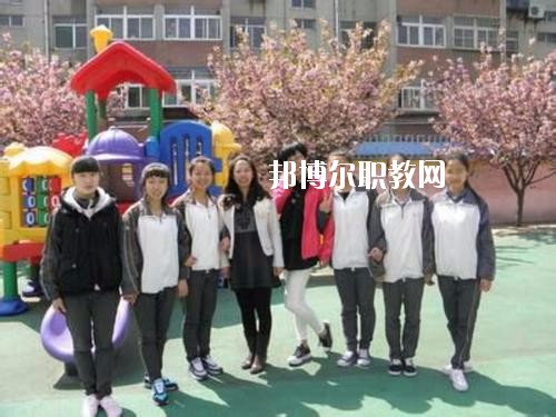 鄭州軟件應(yīng)用中等專業(yè)學(xué)校2021年學(xué)費、收費多少