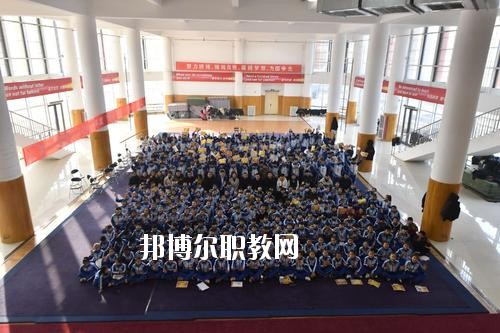 許昌體育運動學(xué)校2021年報名條件、招生要求、招生對象