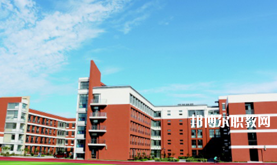 湛江湛港職業(yè)技術學校怎么樣、好不好