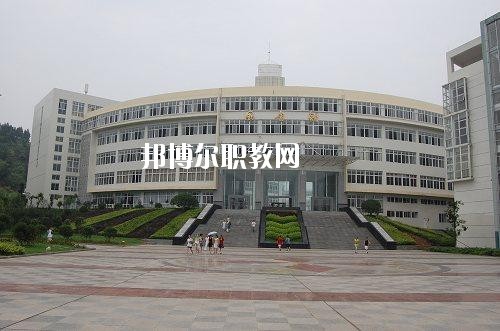 四川建筑技工學校2020年報名條件、招生要求、招生對象