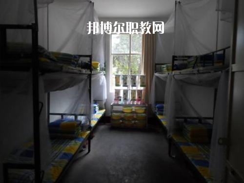 西昌鐵路高級(jí)技工學(xué)校2020年宿舍條件