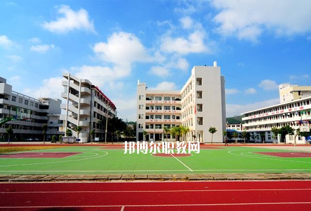延津無線電技術學校2021年有哪些專業(yè)