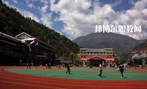 四川石棉職業(yè)高級(jí)中學(xué)2020年報(bào)名條件、招生要求、招生對(duì)象