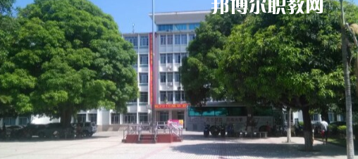 百色市職業(yè)技術(shù)學校網(wǎng)站網(wǎng)址