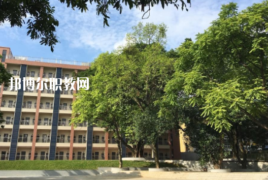 廣東省電子商務(wù)技師學(xué)院2020年報(bào)名條件、招生要求、招生對(duì)象
