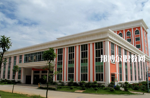 湛江市寸金中等專業(yè)學校網(wǎng)站網(wǎng)址