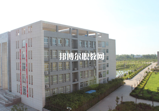 安徽六安技師學(xué)院2020年報名條件、招生要求、招生對象