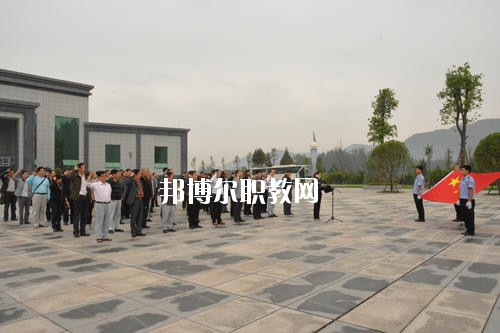 巴州區(qū)漁溪職業(yè)中學(xué)2020年報(bào)名條件、招生要求、招生對象