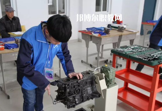 合肥市工程技術(shù)學(xué)校2020年報名條件、招生要求、招生對象