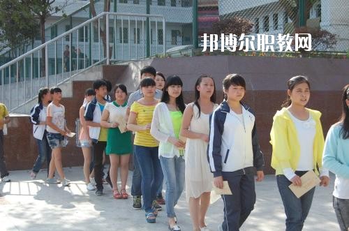 達(dá)州職業(yè)高級(jí)中學(xué)2020年報(bào)名條件、招生要求、招生對(duì)象