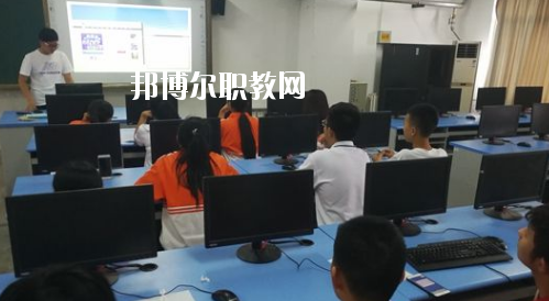 蘭州紅古區(qū)職教中心2020年報(bào)名條件、招生要求、招生對(duì)象