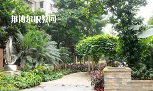廣州市貿(mào)易職業(yè)高級中學2020年宿舍條件
