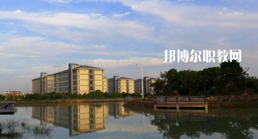 安徽2020年有哪些大專(zhuān)學(xué)校有高鐵學(xué)校專(zhuān)業(yè)