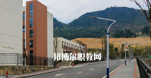 貴州建設職業(yè)技術(shù)學院中職部2020年報名條件、招生要求、招生對象
