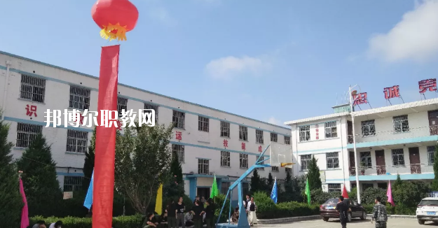 慶陽(yáng)市機(jī)電工程學(xué)校2020年學(xué)費(fèi)、收費(fèi)多少