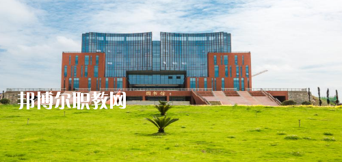 安順職業(yè)技術(shù)學(xué)院(中職部)2020年報(bào)名條件、招生要求、招生對(duì)象