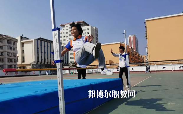 保定市第四職業(yè)中學2020年招生辦聯(lián)系電話