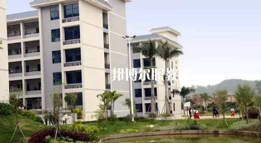 惠州商貿(mào)旅游高級(jí)職業(yè)技術(shù)學(xué)校2020年學(xué)費(fèi)、收費(fèi)多少