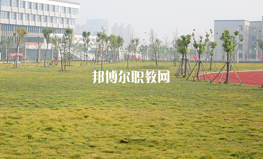 安徽蚌埠技師學(xué)院2020年學(xué)費(fèi)、收費(fèi)多少