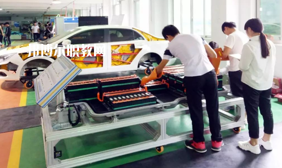 廣東2020年哪個(gè)學(xué)校有汽修學(xué)校