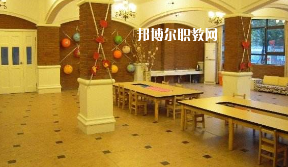 湖北2020年初中生上幼師學(xué)校