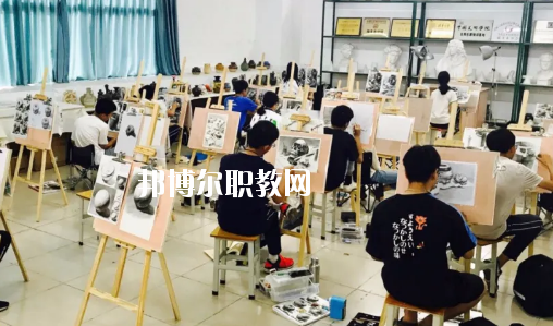 惠州科貿(mào)職業(yè)技術(shù)學校2020年報名條件、招生要求、招生對象