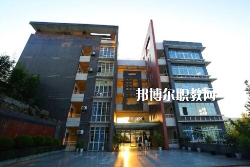 重慶2020年哪個高職院校的衛(wèi)校好