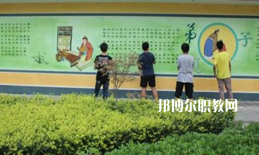 懷遠縣中等職業(yè)技術(shù)學(xué)校2020年報名條件、招生要求、招生對象