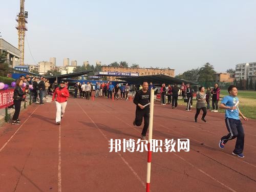 洛陽市體育運(yùn)動學(xué)校2021年報名條件、招生要求、招生對象