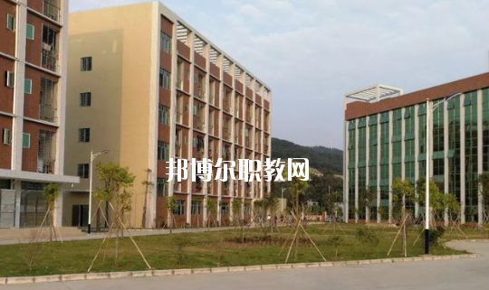 龍門縣職業(yè)技術(shù)學(xué)校2020年報(bào)名條件、招生要求、招生對(duì)象