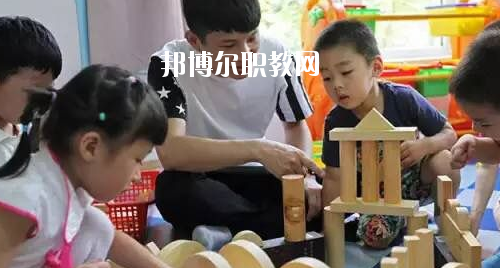 貴州2020年初中生可以讀什么幼師學(xué)校