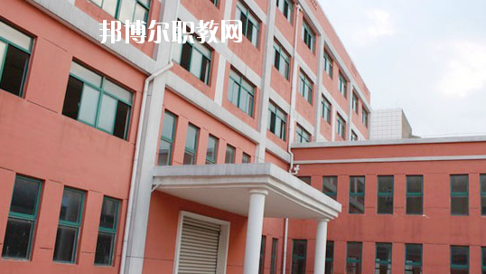 南昌工業(yè)技工學(xué)校2020年報(bào)名條件、招生要求、招生對象
